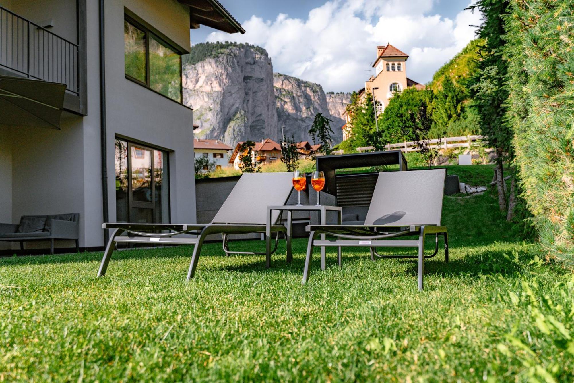 Villa David Dolomites Selva di Val Gardena Exterior photo