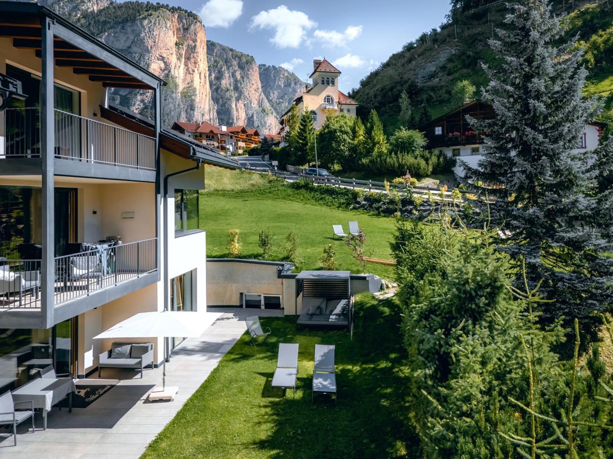 Villa David Dolomites Selva di Val Gardena Exterior photo